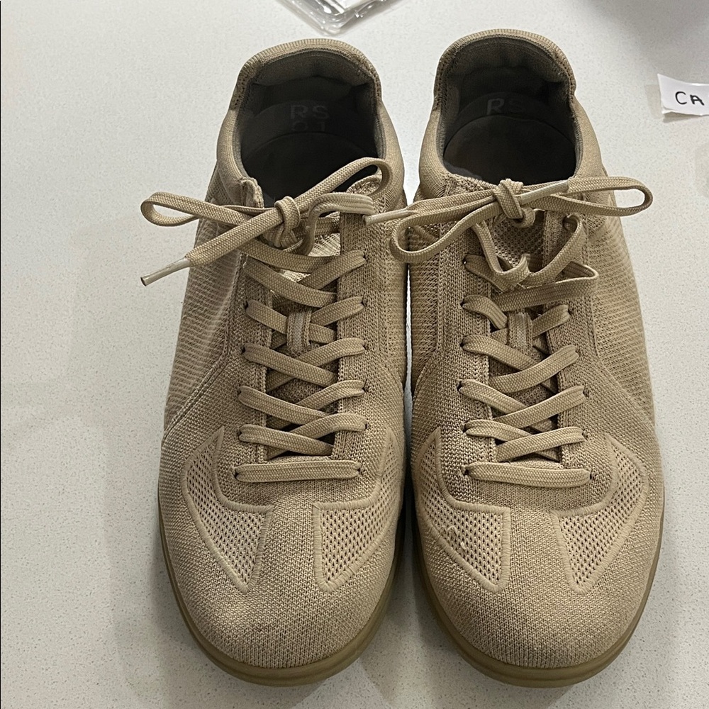 Rothy’s The RS01 Sneaker